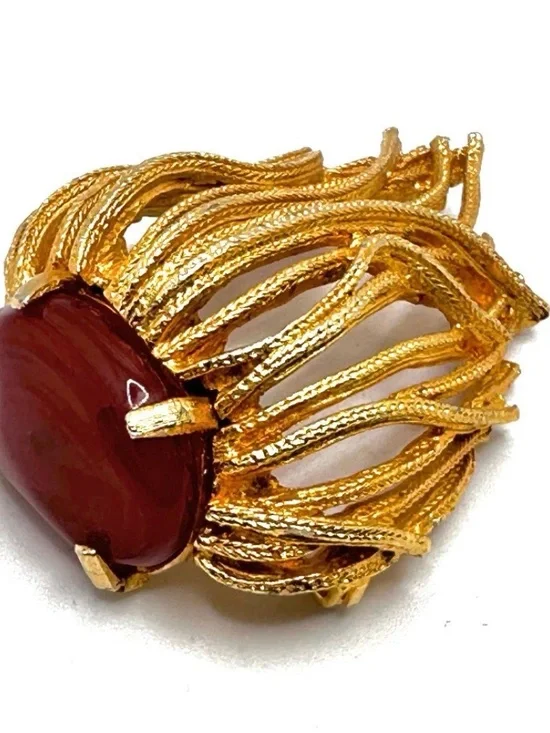 Vintage Hattie Carnegie Unsigned Gold Tone Brooch - Picture 6 of 9